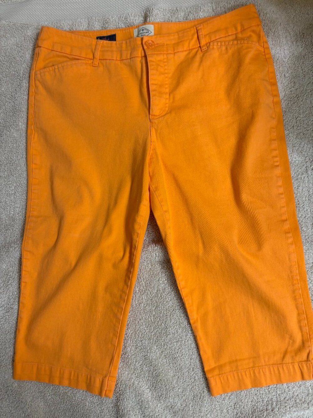 St. John's Bay Capri Pants - Orange - Size 14